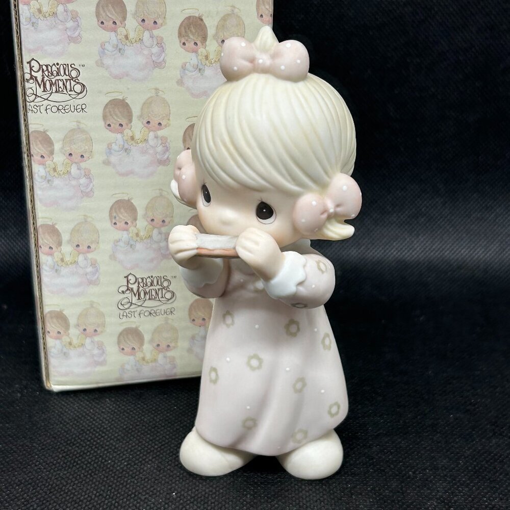 Precious Moments "Lord, Give Me a Song" figurine